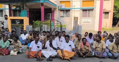 தூய்மை பணியாளர்கள் போராட்டம் 