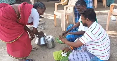 திருப்புவனம் அருகே ஒரு ரூபாய்க்கு இட்லி   பாட்டிக்கு குவியும் பாராட்டு 