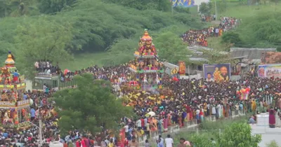 மதுரை டி கல்லுப்பட்டி முத்தாலம்மன் கோயில் திருவிழா   திரளான பக்தர்கள் பங்கேற்பு 